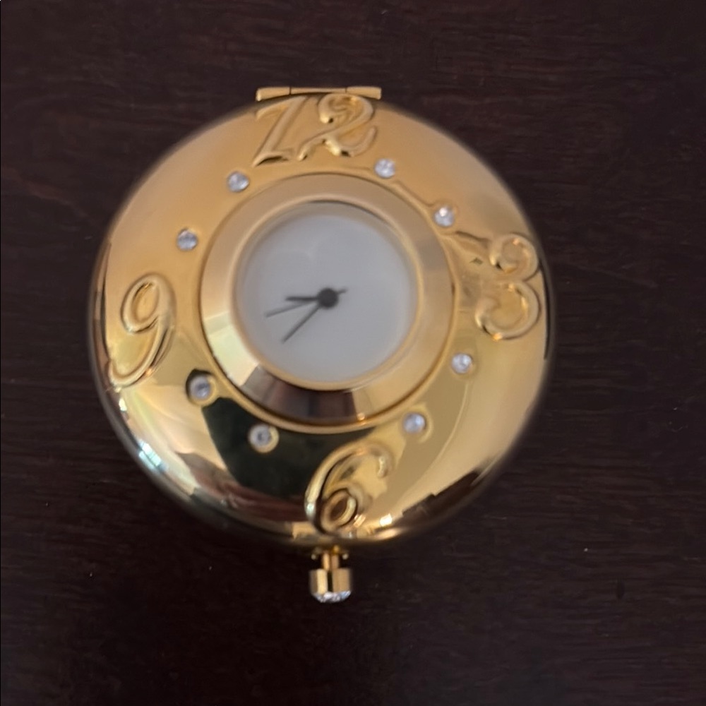 Estée Lauder Perfect Timing Lucidity Compact